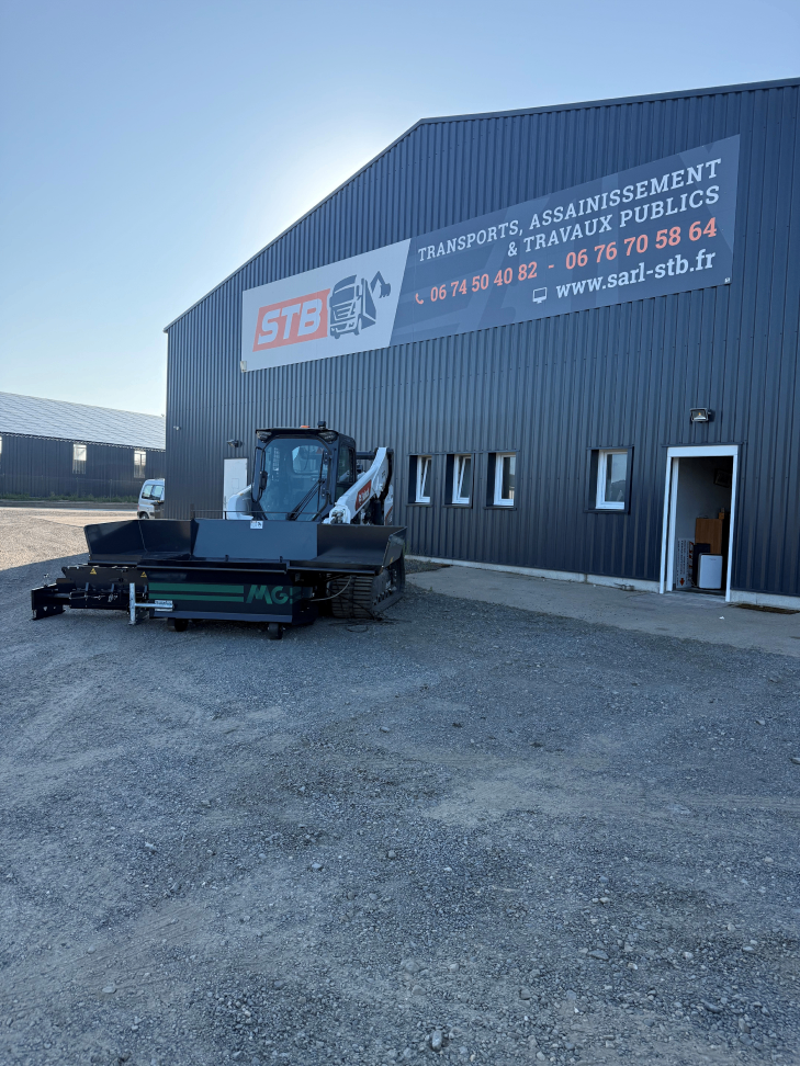 Stb Transport Routier Val Couesnon Bobcat T86 Mini Finisseur